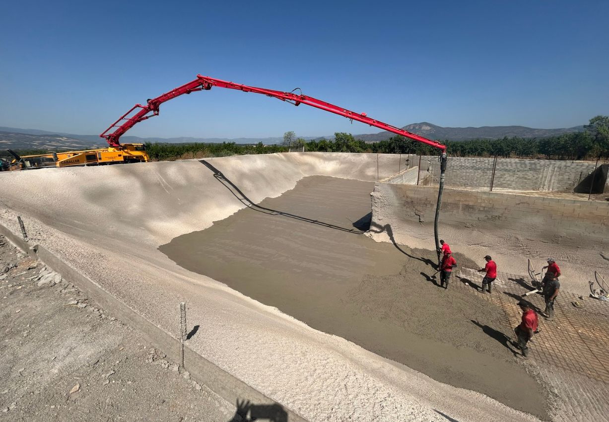 Construcció d’una bassa de formigó a Isona i Conca Dellà- Projectes